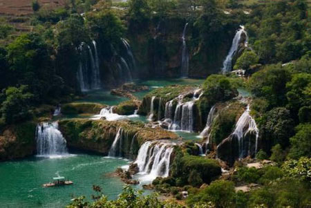 آبشار,زیباترین آبشارهای جهان,تصاویر آبشار بن جیوک