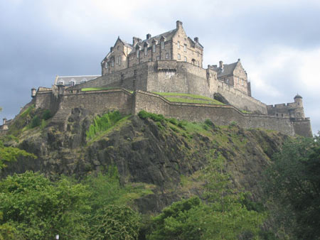 قلعه‌ی ادینبورگ,تصاویر قلعه‌ی ادینبورگ,قلعه‌ی ادینبورگ در اسکاتلند
