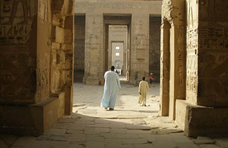 معبد مدینت هابو,معبد مدینت هابو در اقصر,معبد مدینت هابو در مصر