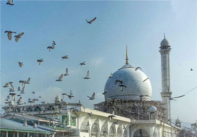 زیارتگاه حضرت‌ بال,زیارتگاه حضرت بال در کشمیر,مکانهای مذهبی جهان