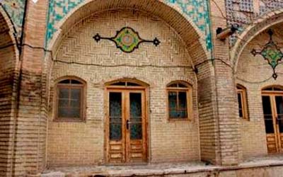 مسجد خانم,مسجد خانم از بناهای دوره قاجاریه,مکانهای زیارتی,اماکن مذهبی