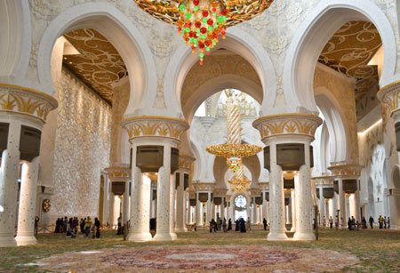 زیباترین مساجد جهان, مسجد شیخ زاید در امارات, مسجد شیخ زاید در ابوظبی