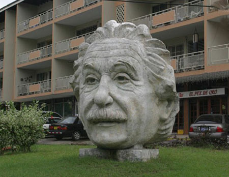 مجسمه‌,سردیس آلبرت اینشتین, مجسمه های باستانی