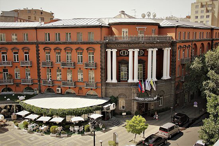 انتخاب هتل در ارمنستان, هتل‌های نزدیک به جاذبه‌های گردشگری ارمنستان, موقعیت جغرافیایی مناسب هتل در ارمنستان