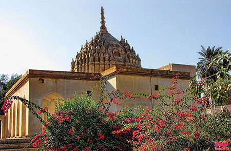 بت گوران,معبد هندوها در بندرعباس,عکس بت گوران