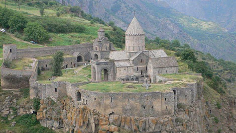 جاذبه های گردشگری ارمنستان,ارمنستان,مکانهای تفریخی ارمنستان