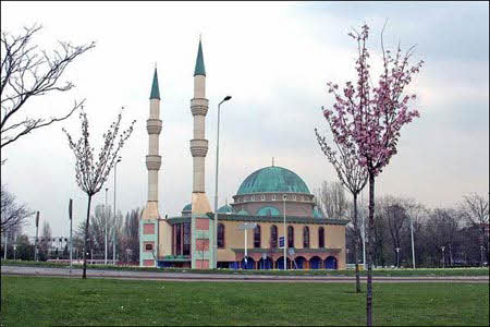 مسجد مولانا؛ جذابترین ساختمان شهر روتردام 