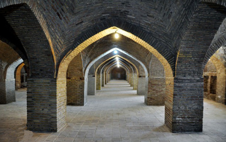 مکانهای تاریخی لرستان,آثار تاریخی لرستان,مسجد جامع بروجرد