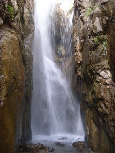 آبشار بنگان در کرمان