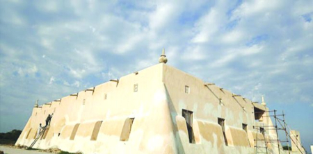 مسجد جامع کیش, مکان‌های تاریخی کیش