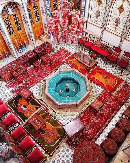 خانه معتمدی, تاریخچه خانه ملاباشی, زیباترین خانه در اصفهان