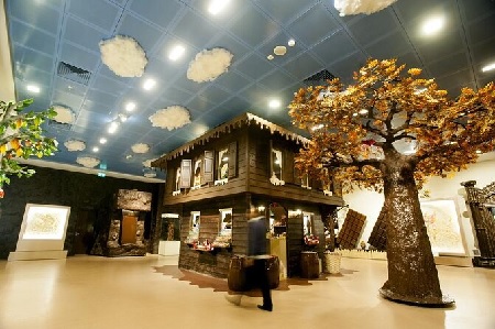 موزه شکلات استانبول , طراح موزه شکلات استانبول , درخت های شکلاتی در موزه شکلات استانبول