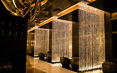 رستوران طلاکوب در دبی, رستوران طلاکوب در برج العرب جمیرا,رستوران طلایی