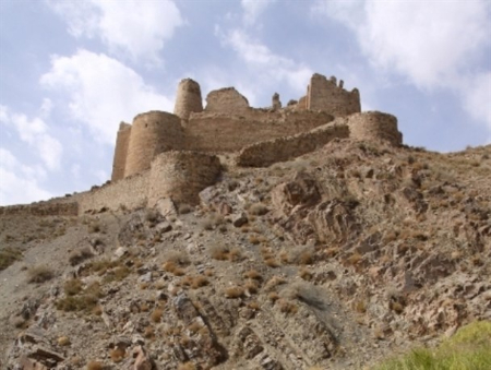  تاریخ قلعه‌های سارو