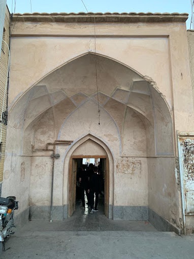 محوطه آرامگاه شعیای نبی ، مزار حضرت شعیا در اصفهان ، عکس های آرامگاه شعیای نبی