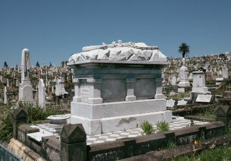 معماری قبرستان ویورلی