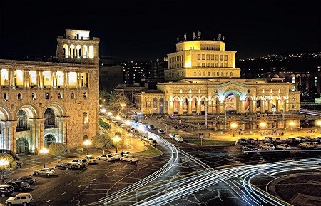 بازدید از میدان جمهوری ارمنستان, تاریخچه میدان جمهوری ایروان, بناهای دیدنی میدان جمهوری ایروان