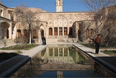 دسترسی به خانه ی تاریخی زهتاب, خانه تاریخی زهتاب اصفهان, مکان های تاریخی نزدیک خانه تاریخی زهتاب