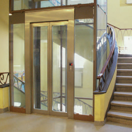 تفاوت بالابر هیدرولیکی با بالابر برقی, آسانسور هیدرولیک