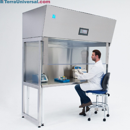 هود لامینار دستگاهی است که جریان هوای یکجهته و کاملاً تمیز ایجاد میکند هود لامینار, هود لامینار چیست