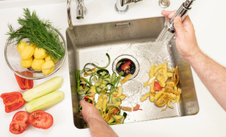 رفع گرفتگی زباله‌ خردکن, استفاده از جوش‌شیرین برای زباله‌ خردکن