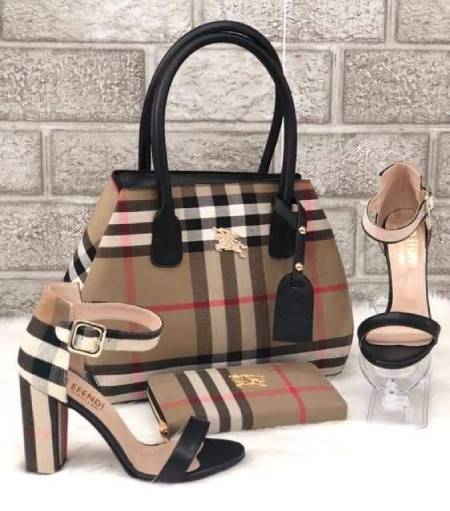 ست کیف و کفش به رنگ Mocha Mousse