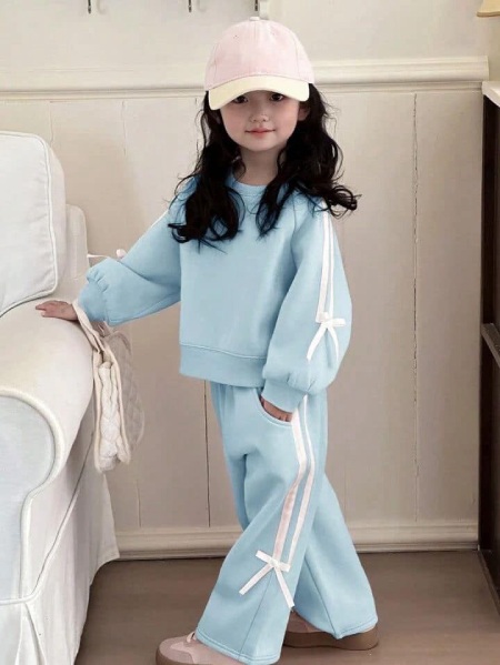 ست لباس اسپرت دخترانه برای پاییز شیک ترین ست لباس اسپرت دخترانه برای پاییز