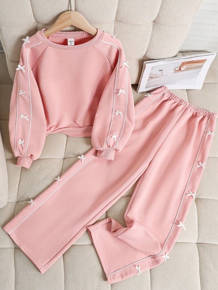 انواع ست لباس اسپرت دخترانه برای پاییز نمونه هایی از مدل ست لباس اسپرت دخترانه برای پاییز