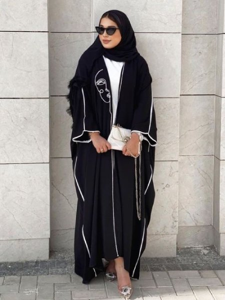 مدل های مانتو مشکی