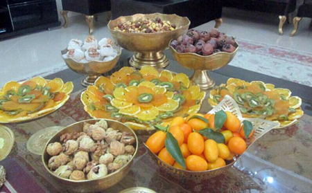 میز شب یلدا, تزیین سفره شب یلدا