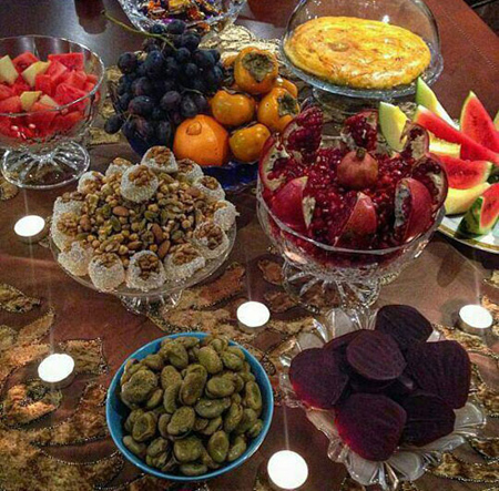 سفره شب چله, چیدمان میز شب یلدا