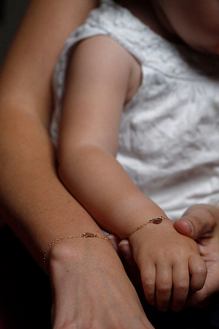 دستبند طلا زنانه, ست دستبند مادر دختری طلا, ست طلای مادر و کودک