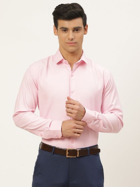 شیک ترین ست های مناسب برای پیراهن صورتی مردانه