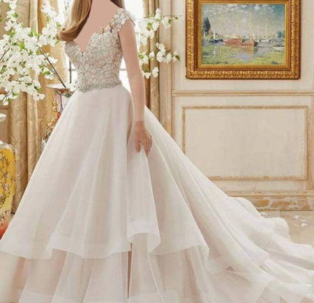 مدل لباس عروس سفید, لباس عروس دنباله دار