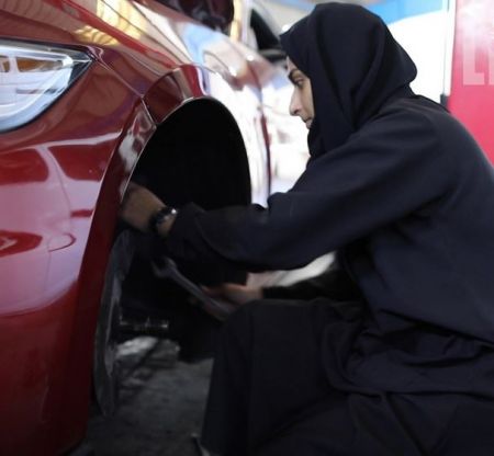 اولین زن تعمیرکار خودرو ،اخبارگوناگون,خبرهای گوناگون اولین زن تعمیرکار خودرو,اخبارگوناگون,خبرهای گوناگون