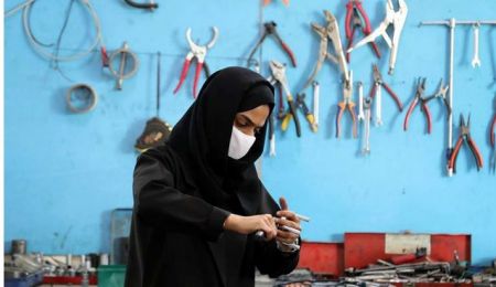 اولین زن تعمیرکار خودرو ،اخبارگوناگون,خبرهای گوناگون اولین زن تعمیرکار خودرو,اخبارگوناگون,خبرهای گوناگون