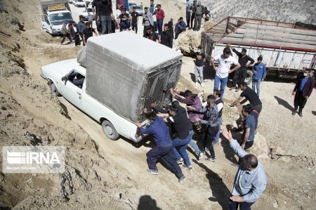عکس خبری،شیوه عجیب برای جلوگیری از عبور مسافران در خوزستان عکس خبری،شیوه عجیب برای جلوگیری از عبور مسافران در خوزستان