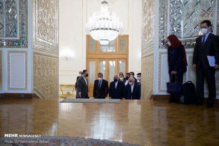عکس خبری،دیدار وزرای خارجه ایران و چین عکس خبری،دیدار وزرای خارجه ایران و چین