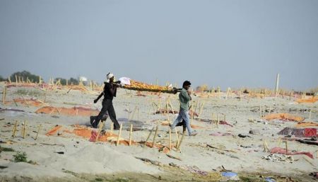 بیرون آمدن اجساد کرونایی ،اخبارحوادث،خبرهای حوادث بیرون آمدن اجساد کرونایی,اخبار حوادث,خبرهای حوادث