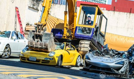 عملیات نابودسازی خودروهای لوکس قاچاق در فیلیپین،اخبار گوناگون،خبرهای گوناگون عملیات نابودسازی خودروهای لوکس قاچاق در فیلیپین،اخبار گوناگون،خبرهای گوناگون