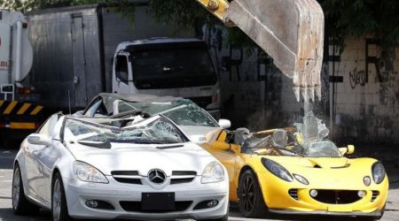 عملیات نابودسازی خودروهای لوکس قاچاق در فیلیپین،اخبار گوناگون،خبرهای گوناگون عملیات نابودسازی خودروهای لوکس قاچاق در فیلیپین،اخبار گوناگون،خبرهای گوناگون