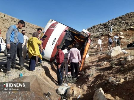 حادثه واژگونی اتوبوس،اخبارحوادث,خبرهای حوادث حادثه واژگونی اتوبوس,اخبارحوادث,خبرهای حوادث