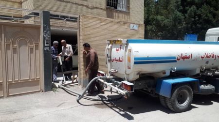 آبرسانی با تانکر در اصفهان،اخبار اجتماعی،خبرهای اجتماعی آبرسانی با تانکر در اصفهان،اخبار اجتماعی،خبرهای اجتماعی