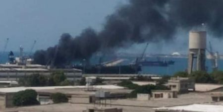 انفجار و آتش‌سوزی در یک کشتی تجاری در لاذقیه،اخبار بین الملل،خبرهای بین الملل