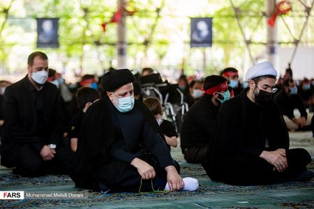 عزاداری و نماز ظهر عاشورا دانشگاه تهران با حضور ابراهیم رئیسی،تصاویر خبری،عکس خبری عزاداری و نماز ظهر عاشورا دانشگاه تهران با حضور ابراهیم رئیسی،تصاویر خبری،عکس خبری