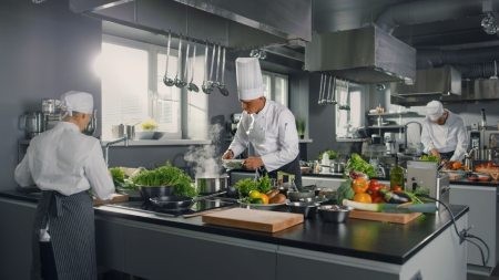 نکات خرید تجهیزات آشپزخانه صنعتی نکات خرید تجهیزات آشپزخانه صنعتی