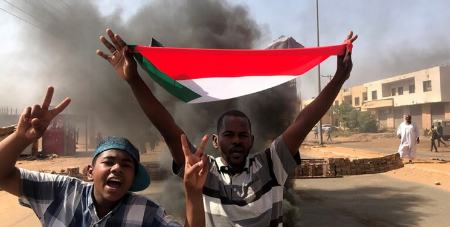 حمله نظامیان به معترضان کودتا در سودان،اخبار بین الملل،خبرهای بین الملل