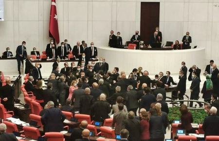 کتک‌کاری در پارلمان ترکیه،اخبار بین الملل،خبرهای بین الملل