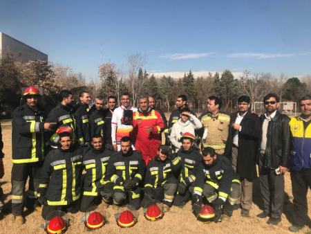 عادل فردوسی پور در جمع آتش‌نشان‌ها،اخبار ورزشی،خبرهای ورزشی
