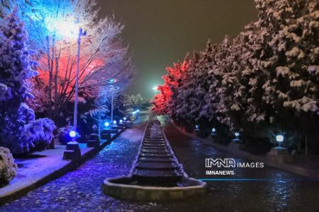 بارش نخستین برف زمستانی در اصفهان،عکس خبری،تصاویر خبری بارش نخستین برف زمستانی در اصفهان،عکس خبری،تصاویر خبری